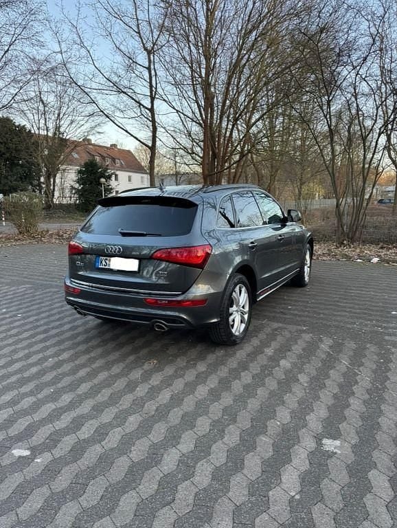 Gebraucht Audi Q5 S-Line 258 PS (189 kW) 2015 Grau SUV