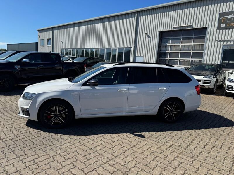 Gebraucht Skoda Octavia RS 184 PS (135 kW) 2013 Weiß Kombi