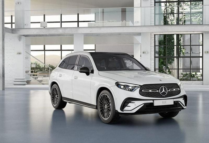 Gebraucht Mercedes GLC300 AMG 269 PS (197 kW) 2024 Weiß SUV