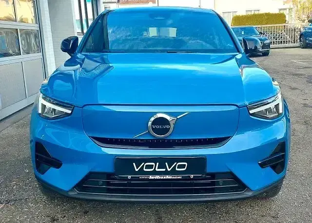 Gebraucht Volvo C40 Plus 300 kW (408 PS) 2025 Fjord blue SUV