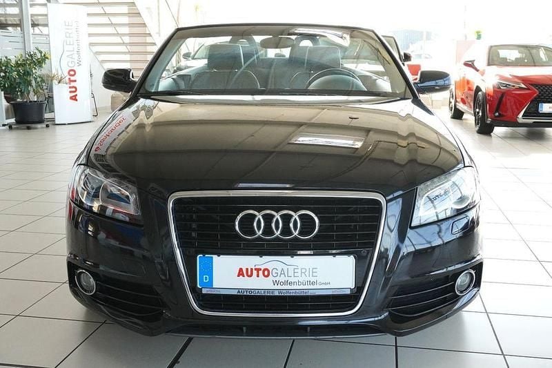 Gebraucht Audi A3 Cabriolet S-Line 140 PS (102 kW) 2011 Phantomschwarz perleffekt Cabrio