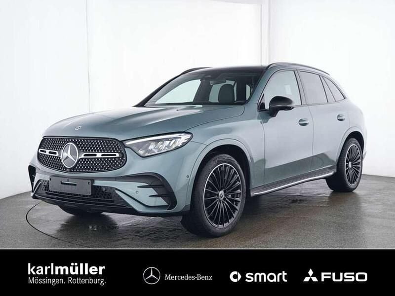 Lack verdesilber Gebraucht 2024 Mercedes GLC300 AMG SUV | 63.390 € (Fairer Preis) - Bild 1/4