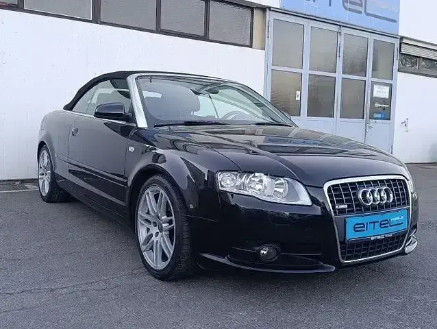 Second-hand Audi A4 S-Line 200 CP (147 kW) 2008 Negru Cabrio