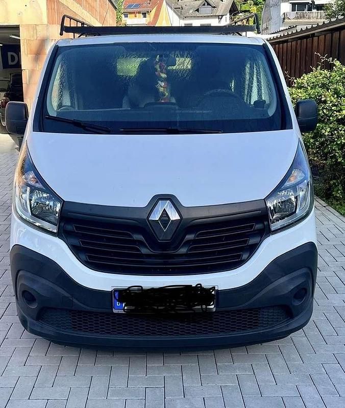 Gebraucht Renault Trafic Komfort 120 PS (88 kW) 2015 Van / Kleinbus