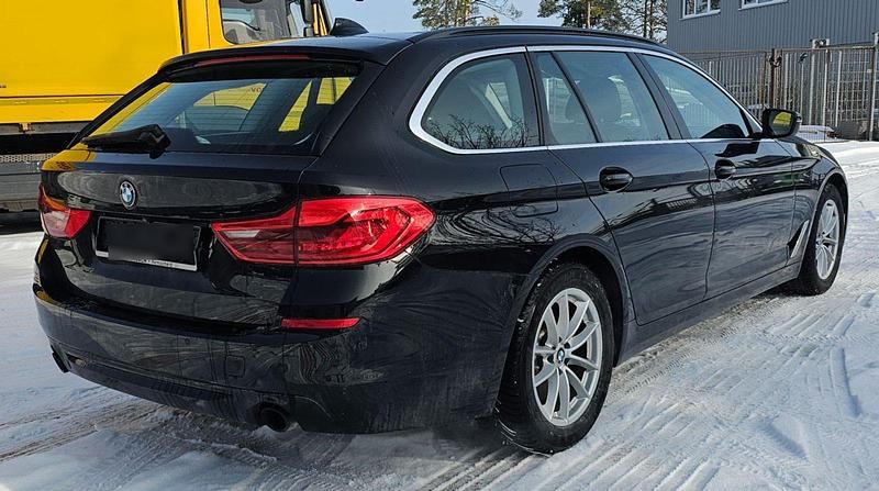 Gebraucht BMW 530 Comfort Edition 265 PS (194 kW) 2020 Schwarz Kombi
