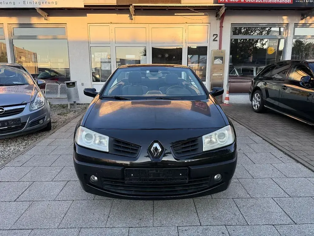 Gebraucht Renault Mégane Cabriolet Dynamique 135 PS (99 kW) 2007 Schwarz Cabrio