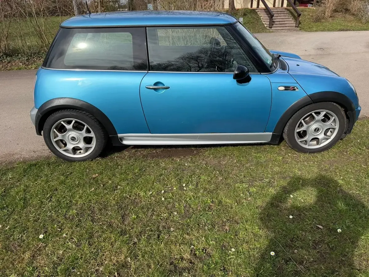 Usata Mini Cooper 90 CV (66 kW) 2004 Blu Utilitaria
