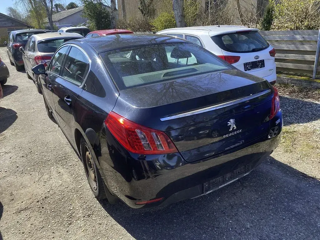 Gebraucht Peugeot 508 Active 163 PS (119 kW) 2011 Schwarz Limousine