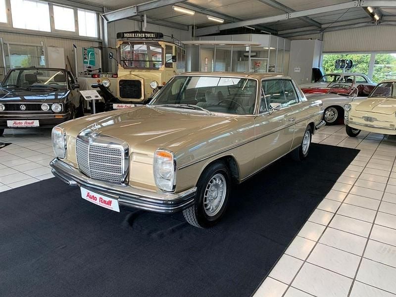 Gebraucht Mercedes W114 150 PS (110 kW) 1972 Beige Coupé
