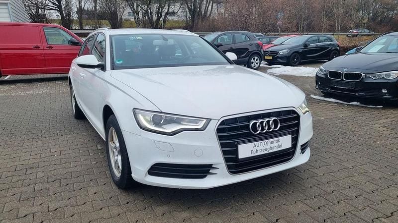 Gebraucht Audi A6 Comfort 190 PS (139 kW) 2014 Weiß Kombi