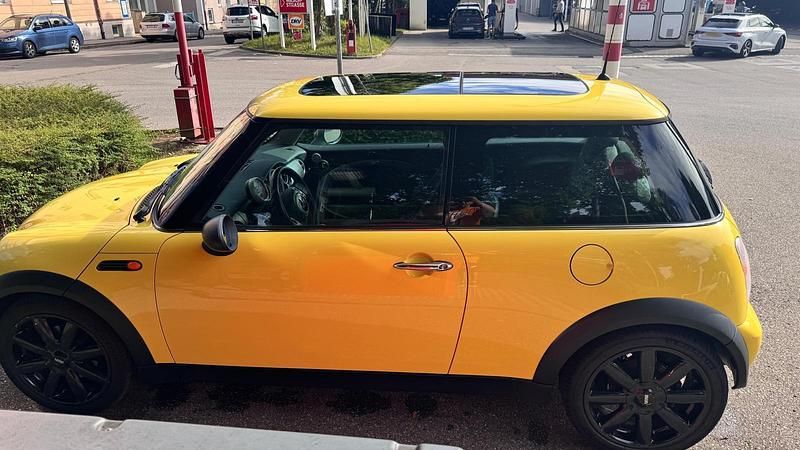 Gebraucht Mini ONE 90 PS (66 kW) 2003 Gelb Kleinwagen
