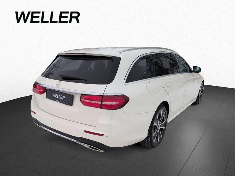 Second-hand Mercedes E200 197 CP (144 kW) 2020 Alb Berlinǎ