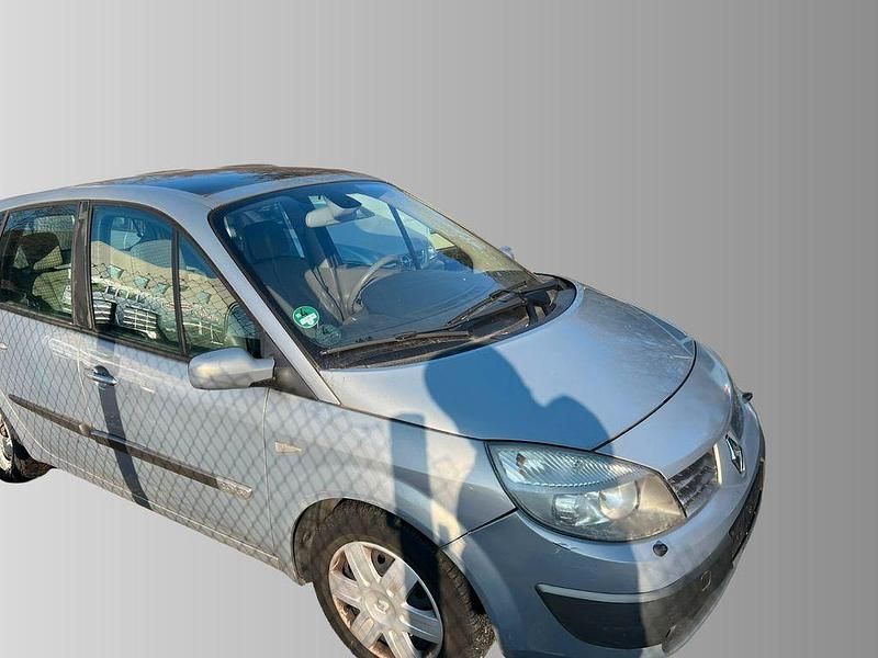 Gebraucht Renault Scénic II 135 PS (99 kW) 2005 Silber Van / Kleinbus