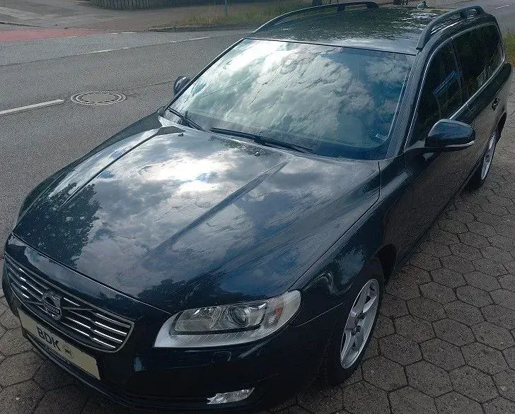 Gebraucht Volvo V70 120 PS (88 kW) 2016 Savile grey Kombi