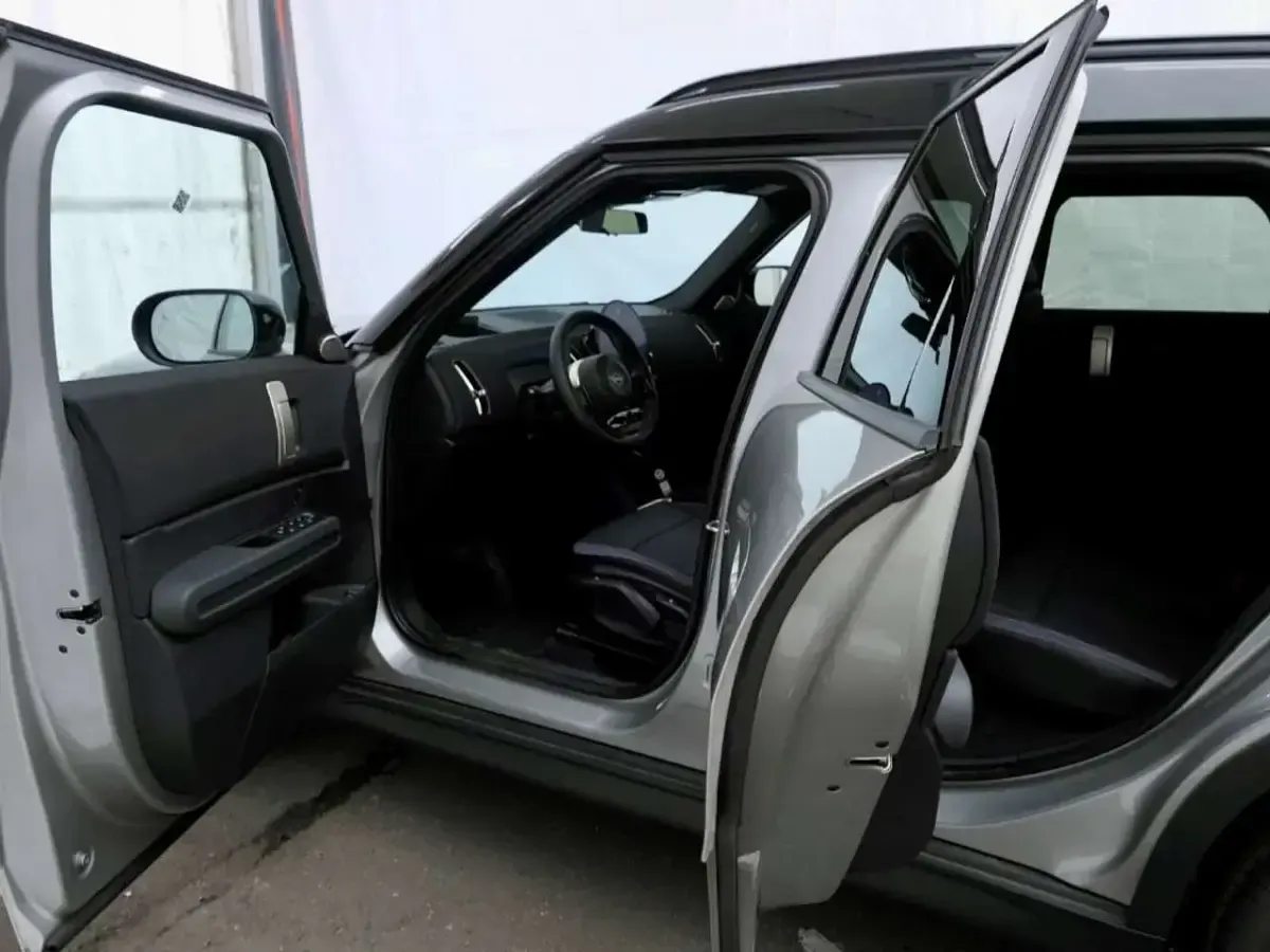 Gebraucht Mini Cooper D Countryman Classic 163 PS (119 kW) 2025 Melting silver iii SUV
