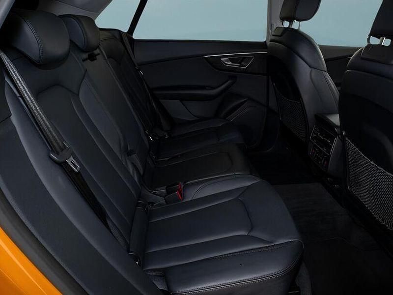 Second-hand Audi Q8 2022 Portocaliu SUV