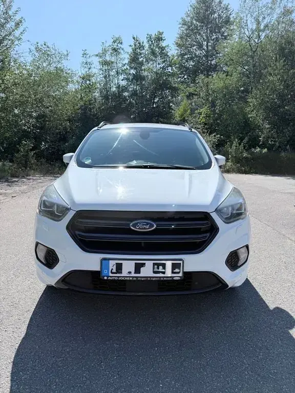 Gebraucht Ford Kuga ST-Line 150 PS (110 kW) 2019 Weiß SUV