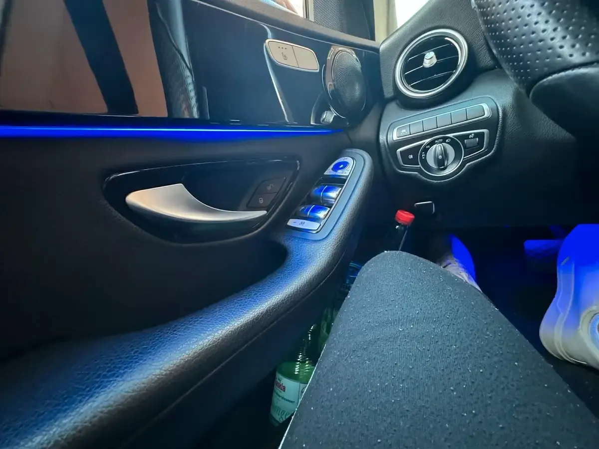 Gebraucht Mercedes C220 194 PS (142 kW) 2019 Andere farben Kombi