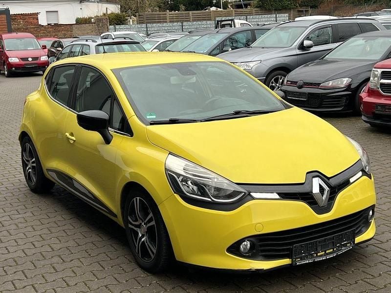 Gelb Gebraucht 2014 Renault Clio IV Luxe Limousine | 4.450 € (Guter Preis) - Bild 1/4
