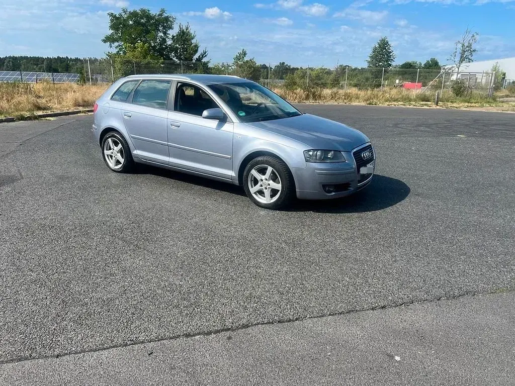 Gebraucht Audi A3 Ambiente 150 PS (110 kW) 2006 Blau Kleinwagen