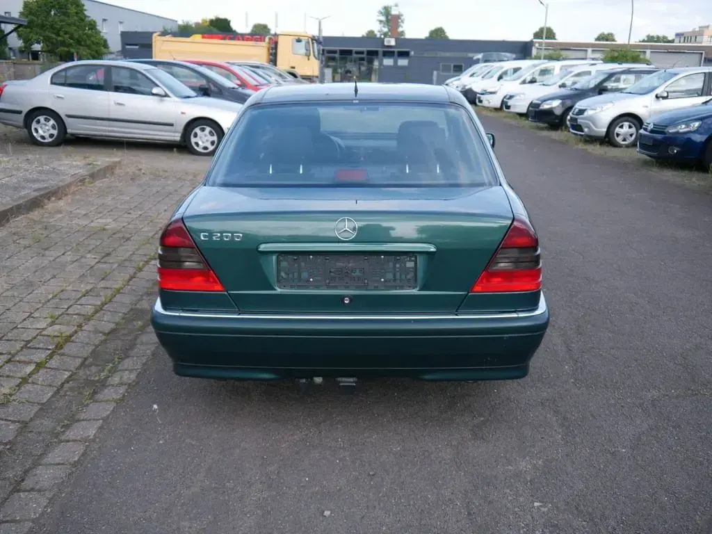 Gebraucht Mercedes C200 Elegance 136 PS (100 kW) 1999 Grün Limousine