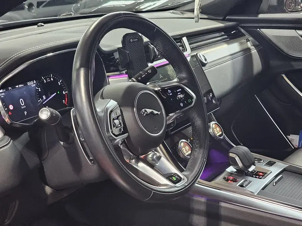 Gebraucht Jaguar XF R-Dynamic 250 PS (183 kW) 2023 Limousine