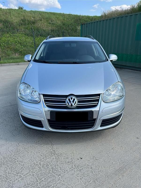 Silber Gebraucht 2008 VW Golf V Kombi | 2.300 € (Fairer Preis) - Bild 1/4