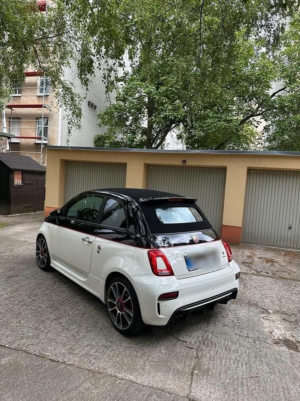 Weiß Gebraucht 2021 Abarth 595C Turismo Cabrio | 17.000 € (Superpreis) - Bild 1/4