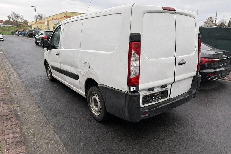 Gebraucht Peugeot Expert Avantage 128 PS (94 kW) 2015 Weiß Van