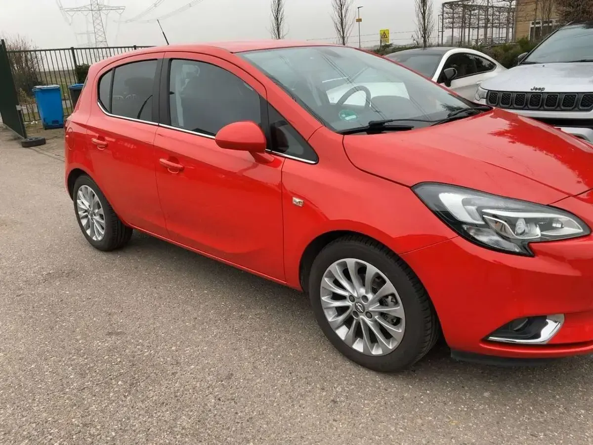 Gebraucht Opel Corsa Innovation 90 PS (66 kW) 2018 Pull me over red Kleinwagen