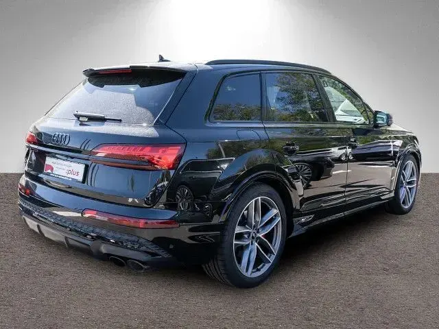 Gebraucht Audi SQ7 Ambiente 507 PS (372 kW) 2025 Mythosschwarz metallic SUV
