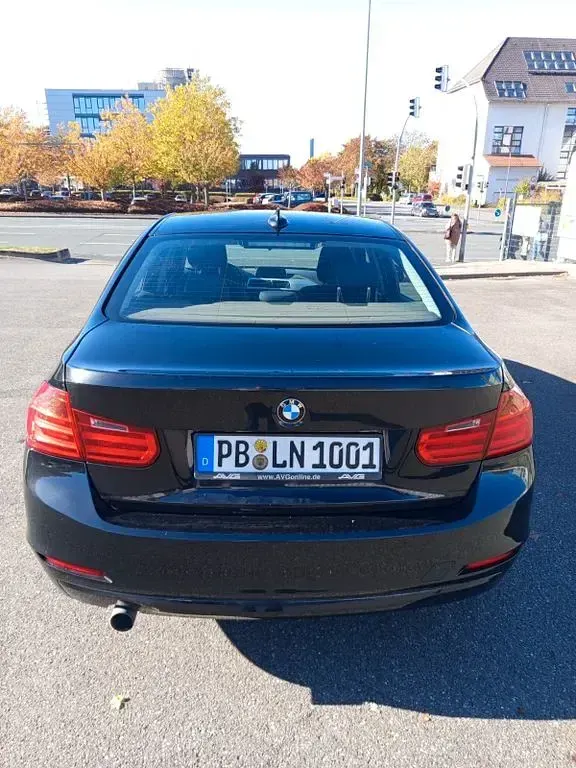 Brugt BMW 318 143 HK (105 kW) 2014 Sort Sedan