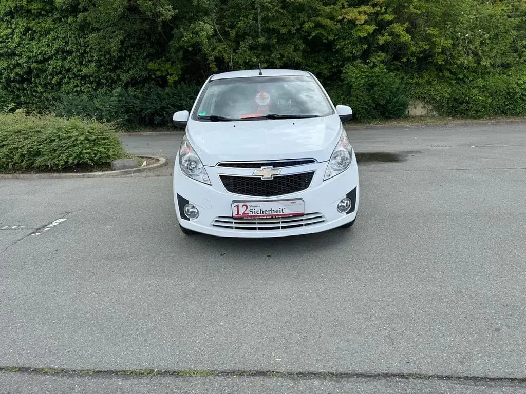 Gebraucht Chevrolet Spark LS 68 PS (50 kW) 2011 Weiß Kleinwagen