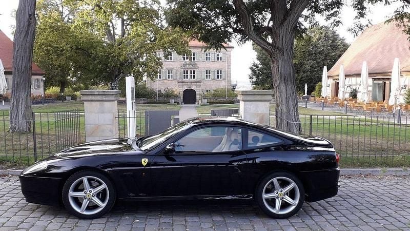Schwarz Gebraucht 2004 Ferrari 575 Coupé | 94.300 € - Bild 1/4