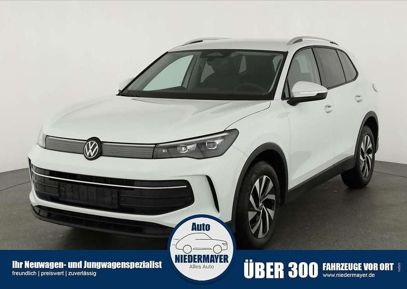 Weiß Neu 2025 VW Tiguan Life SUV | 38.995 € (Superpreis) - Bild 1/4