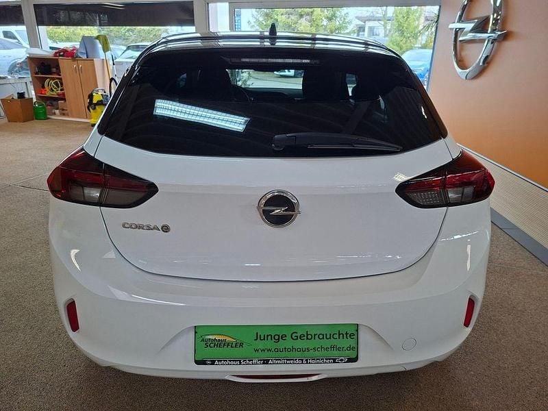 Gebraucht Opel Corsa-e Edition 100 kW (136 PS) 2023 Weiß Kleinwagen