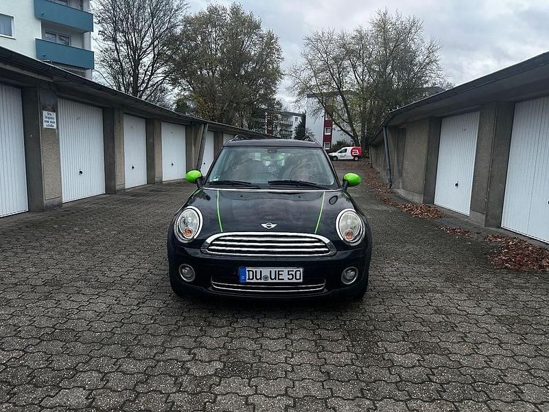 Schwarz Gebraucht 2009 Mini One Clubman Kombi | 4.500 € (Fairer Preis) - Bild 1/4