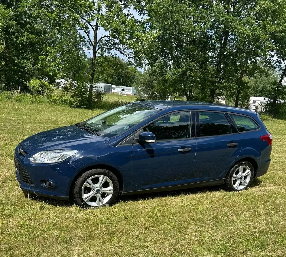 Gebraucht Ford Focus Titanium 101 PS (74 kW) 2014 Blau Kombi