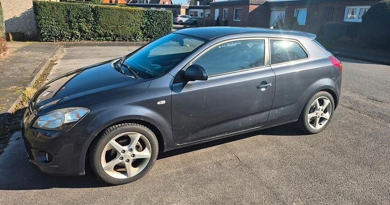 Gebraucht Kia ProCeed EX 140 PS (102 kW) 2008 Blau Kleinwagen