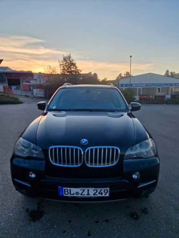 Schwarz Gebraucht 2010 BMW X5 SUV | 9.999 € (Guter Preis) - Bild 1/4