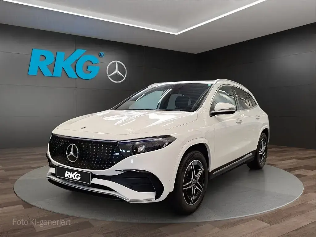 Gebraucht Mercedes EQA250+ AMG 139 kW (190 PS) 2025 Weiß SUV