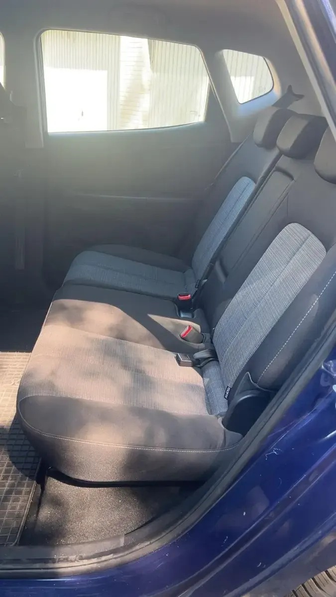 Gebraucht Kia Venga 128 PS (94 kW) 2010 Blau Kleinwagen