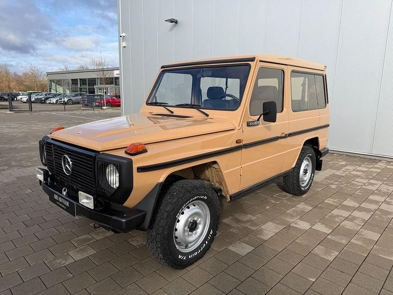Gebraucht Mercedes G300 88 PS (64 kW) 1987 Beige SUV