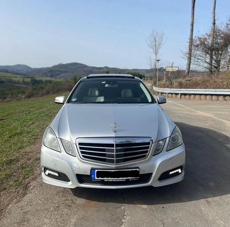 Gebraucht Mercedes E350 Avantgarde 231 PS (169 kW) 2010 Silber Limousine