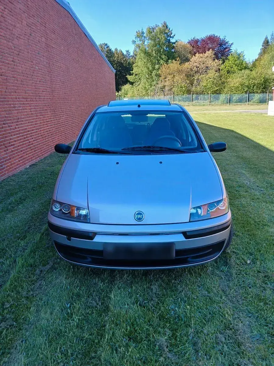 Gebraucht Fiat Punto Active 60 PS (44 kW) 2002 Gold Kleinwagen