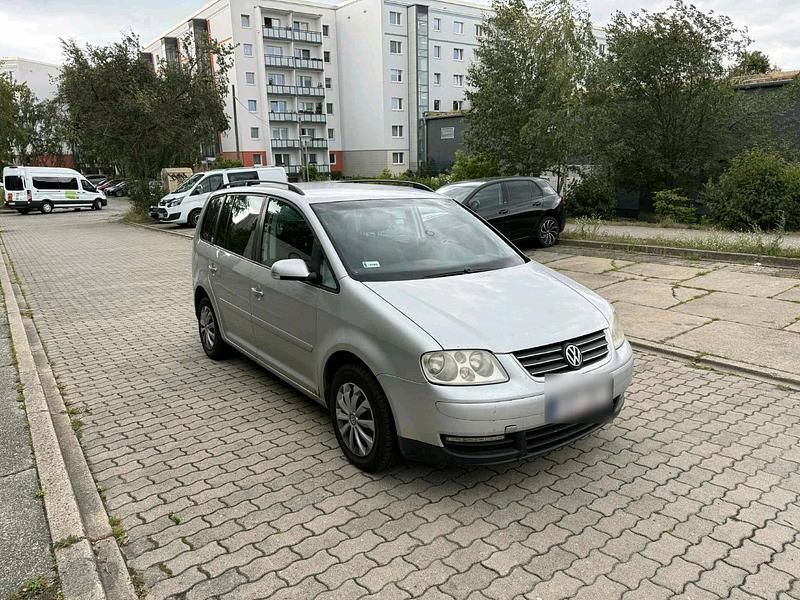 Silber Gebraucht 2004 VW Touran Van / Kleinbus | 1.850 € (Fairer Preis) - Bild 1/4