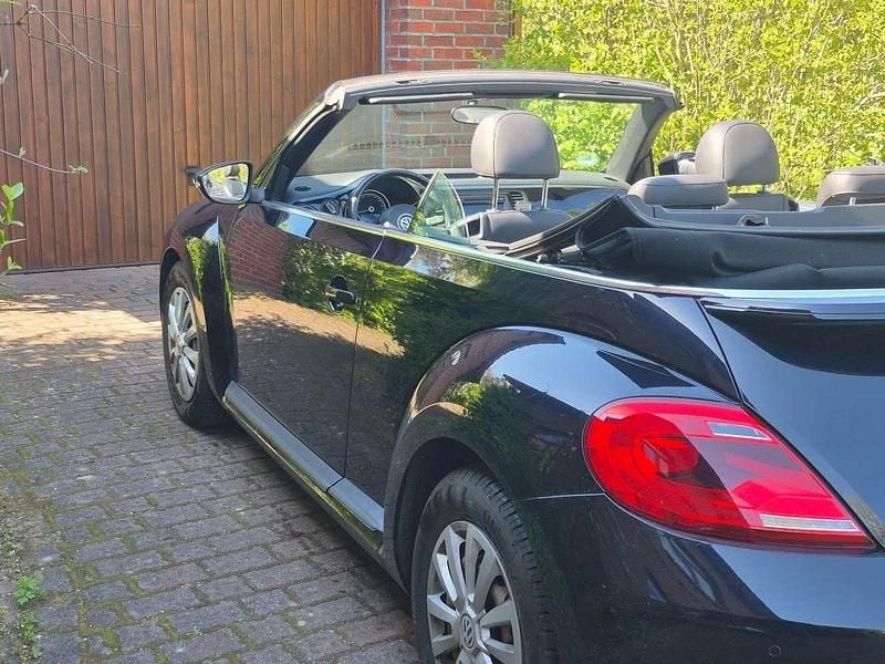 Gebraucht VW Beetle Cabriolet 105 PS (77 kW) 2013 Schwarz Cabrio