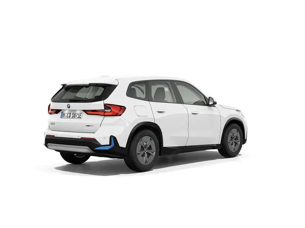 Gebraucht BMW iX1 Performance 230 kW (313 PS) 2023 Weiß SUV