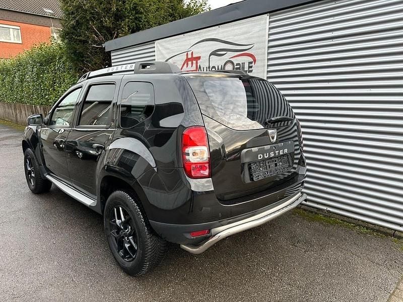 Gebraucht Dacia Duster 114 PS (83 kW) 2017 Schwarz SUV