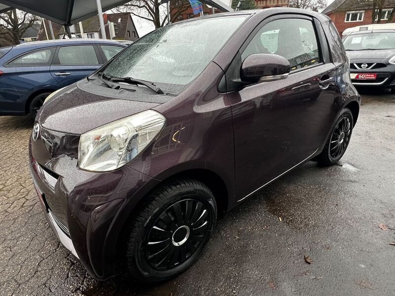 Gebraucht Toyota iQ 68 PS (50 kW) 2010 Violet Kleinwagen